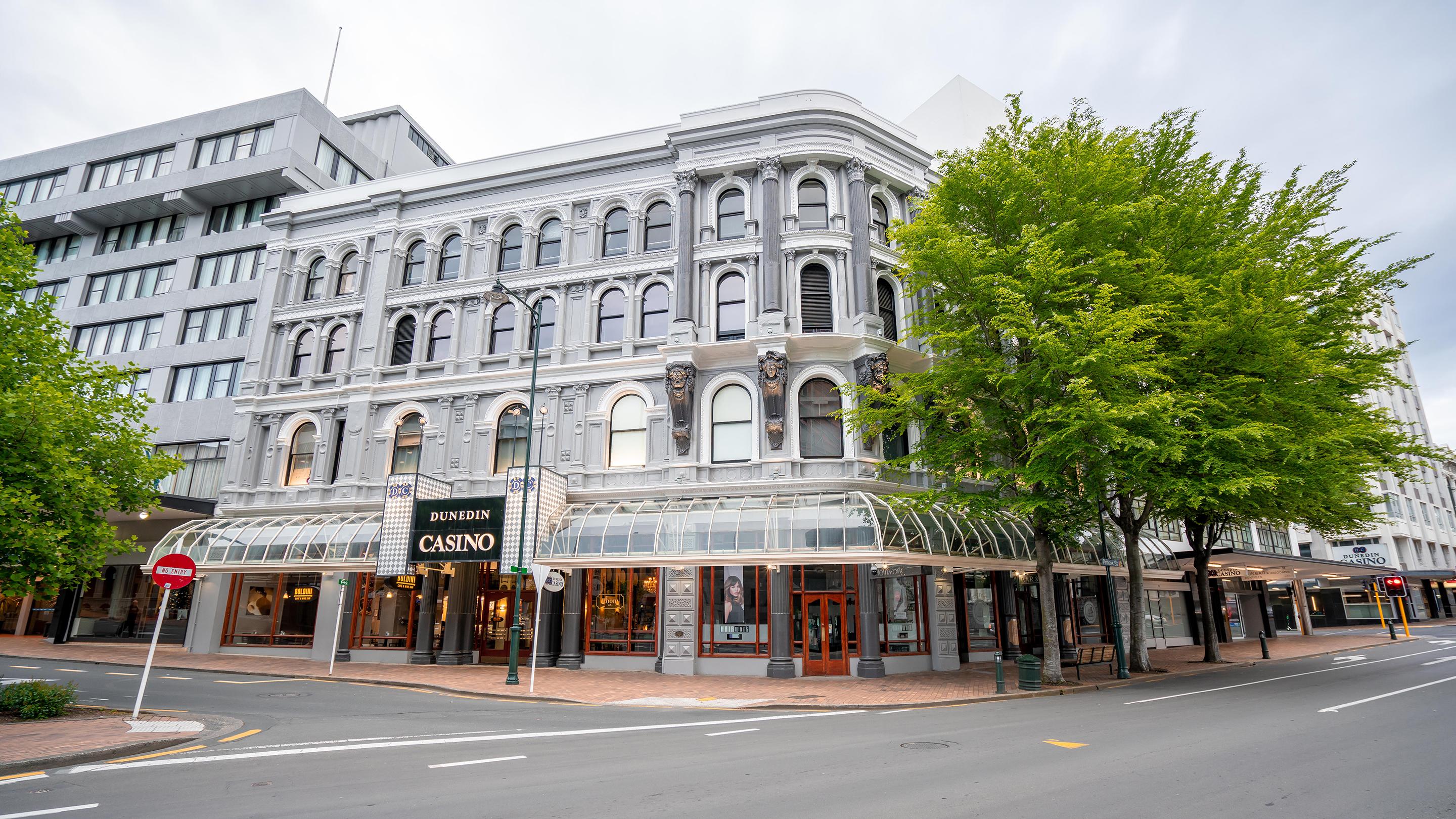 Scenic Hotel Southern Cross Dunedin Exterior photo